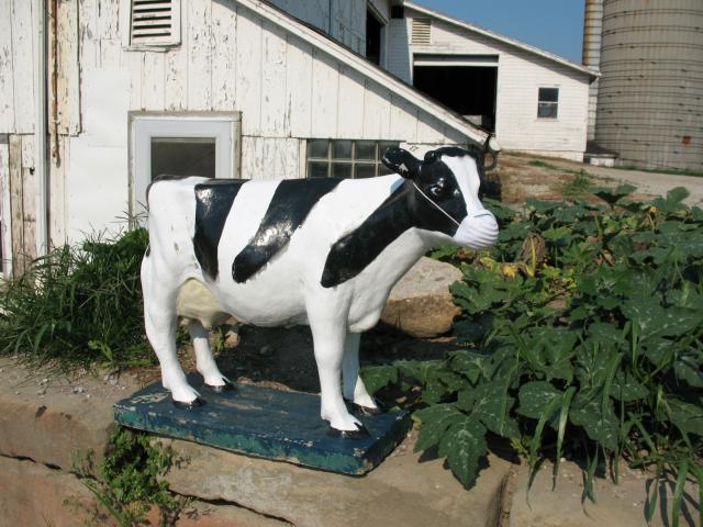 Corbett's Farm cow statue